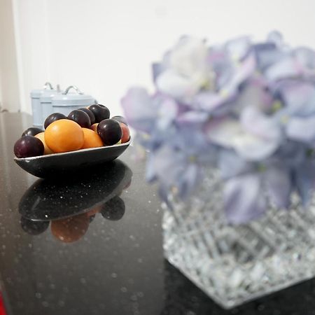 Vila Luxury London House Sleeps 13, 2 Minutes To Metro Exteriér fotografie