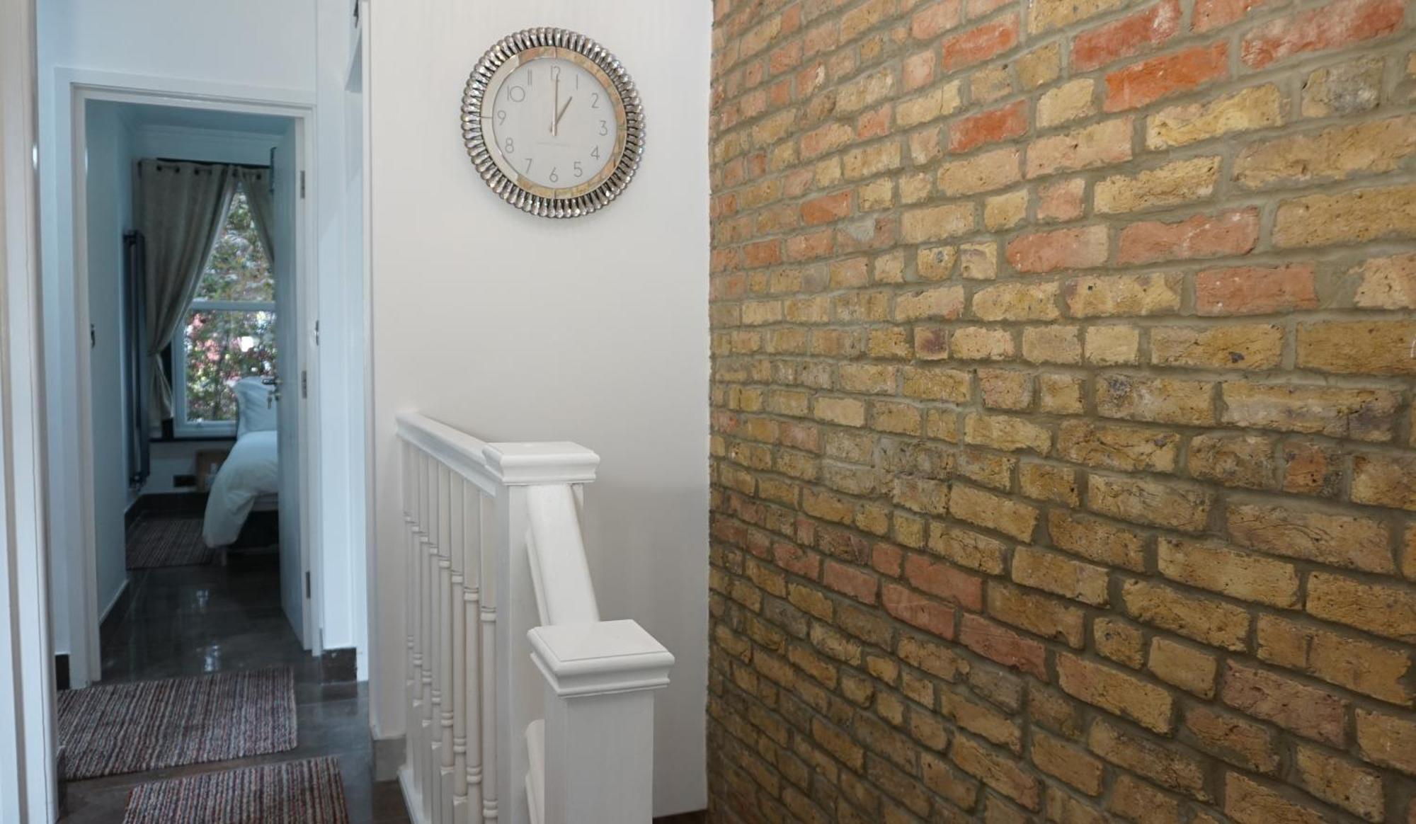 Vila Luxury London House Sleeps 13, 2 Minutes To Metro Exteriér fotografie